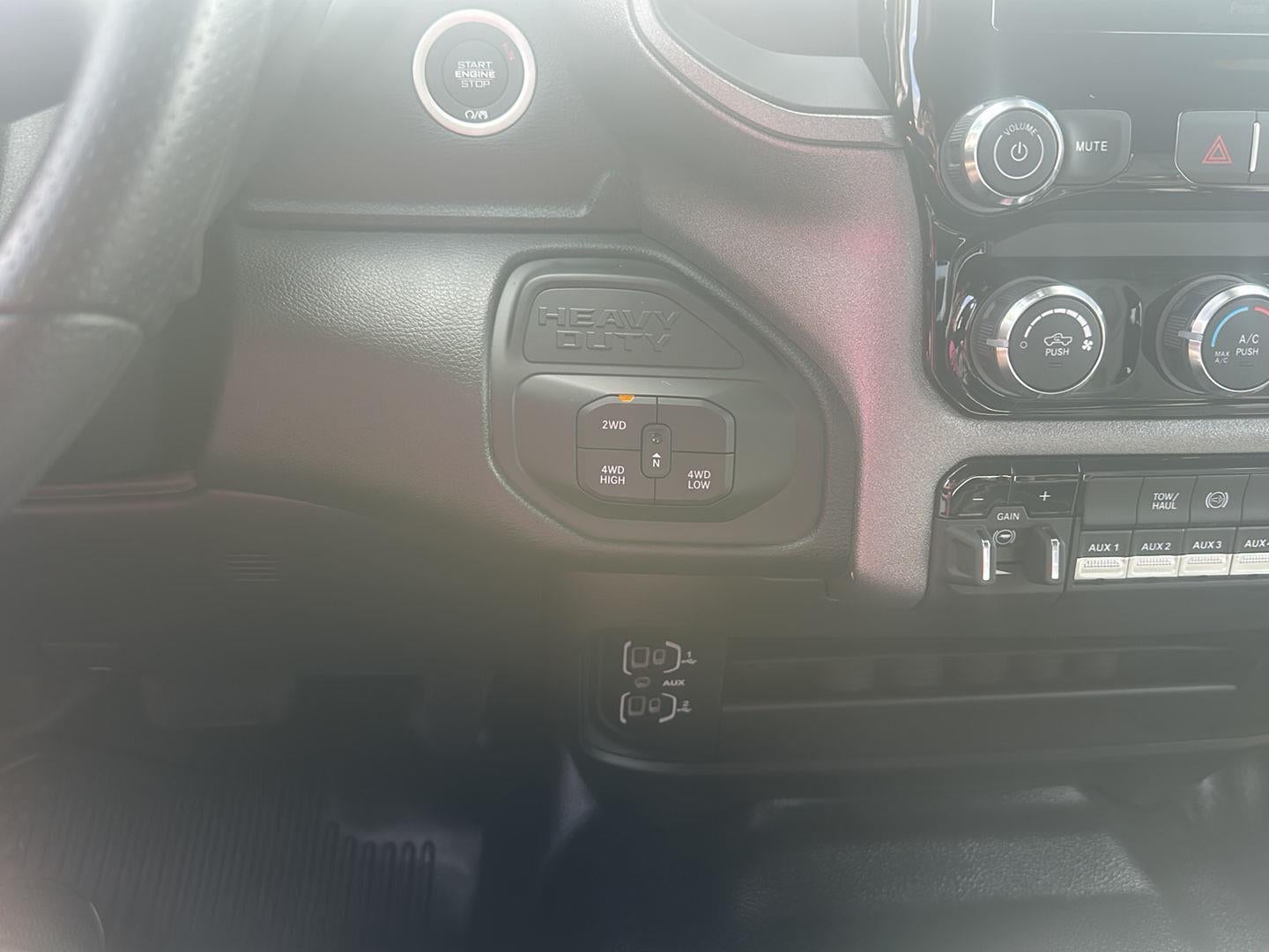 2026 RAM 3500 RAM 3500 TRADESMAN CREW CAB 4X4 8' BOX