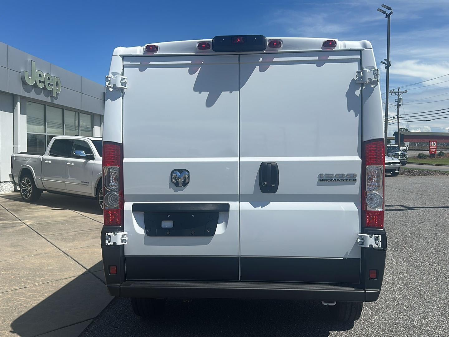 2025 RAM Promaster RAM PROMASTER 1500 TRADESMAN CARGO VAN LOW ROOF 136' WB