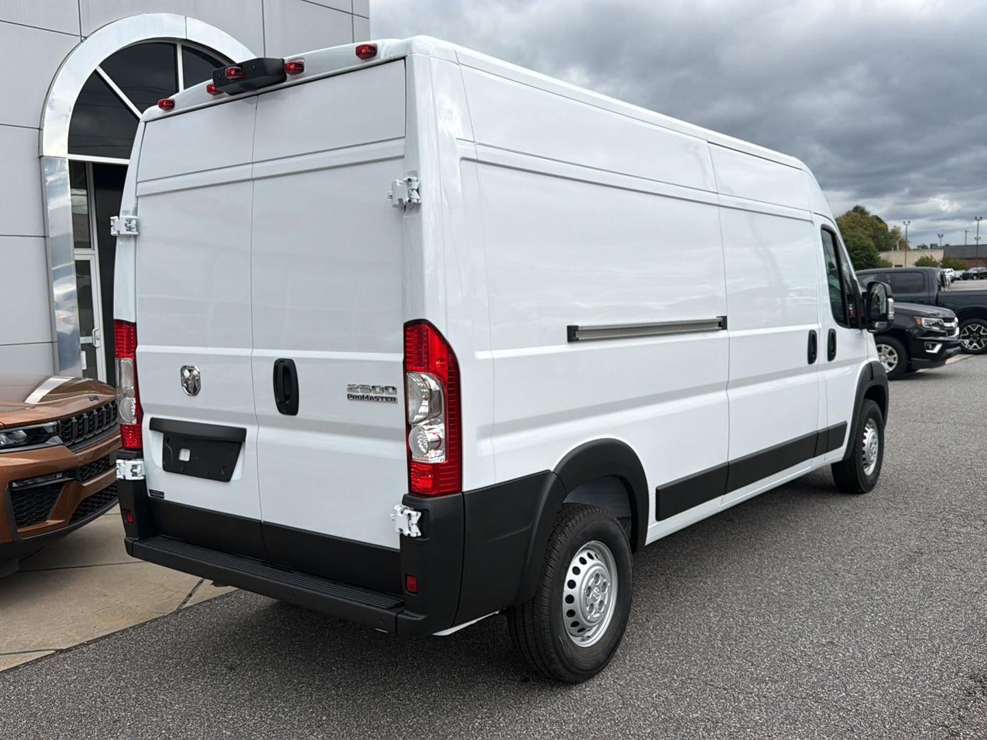 2027 RAM Promaster Tradesman