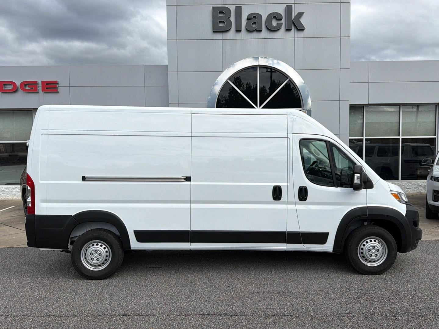 2027 RAM Promaster Tradesman