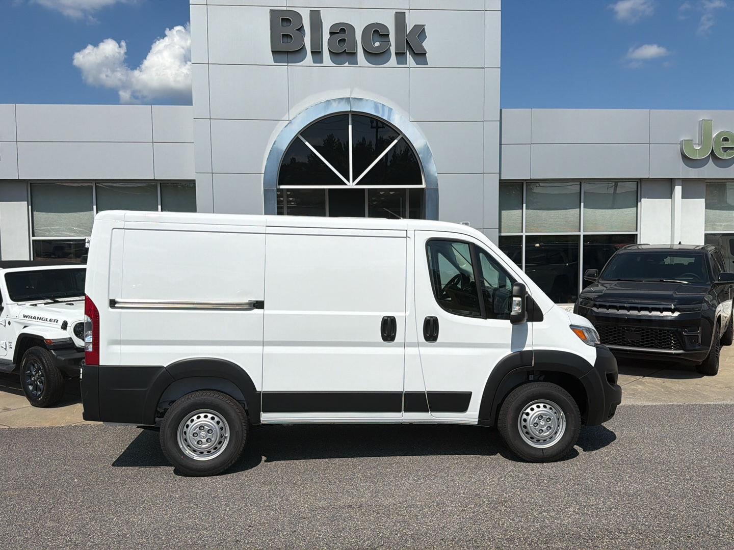 2026 RAM Promaster RAM PROMASTER 1500 TRADESMAN CARGO VAN LOW ROOF 118' WB
