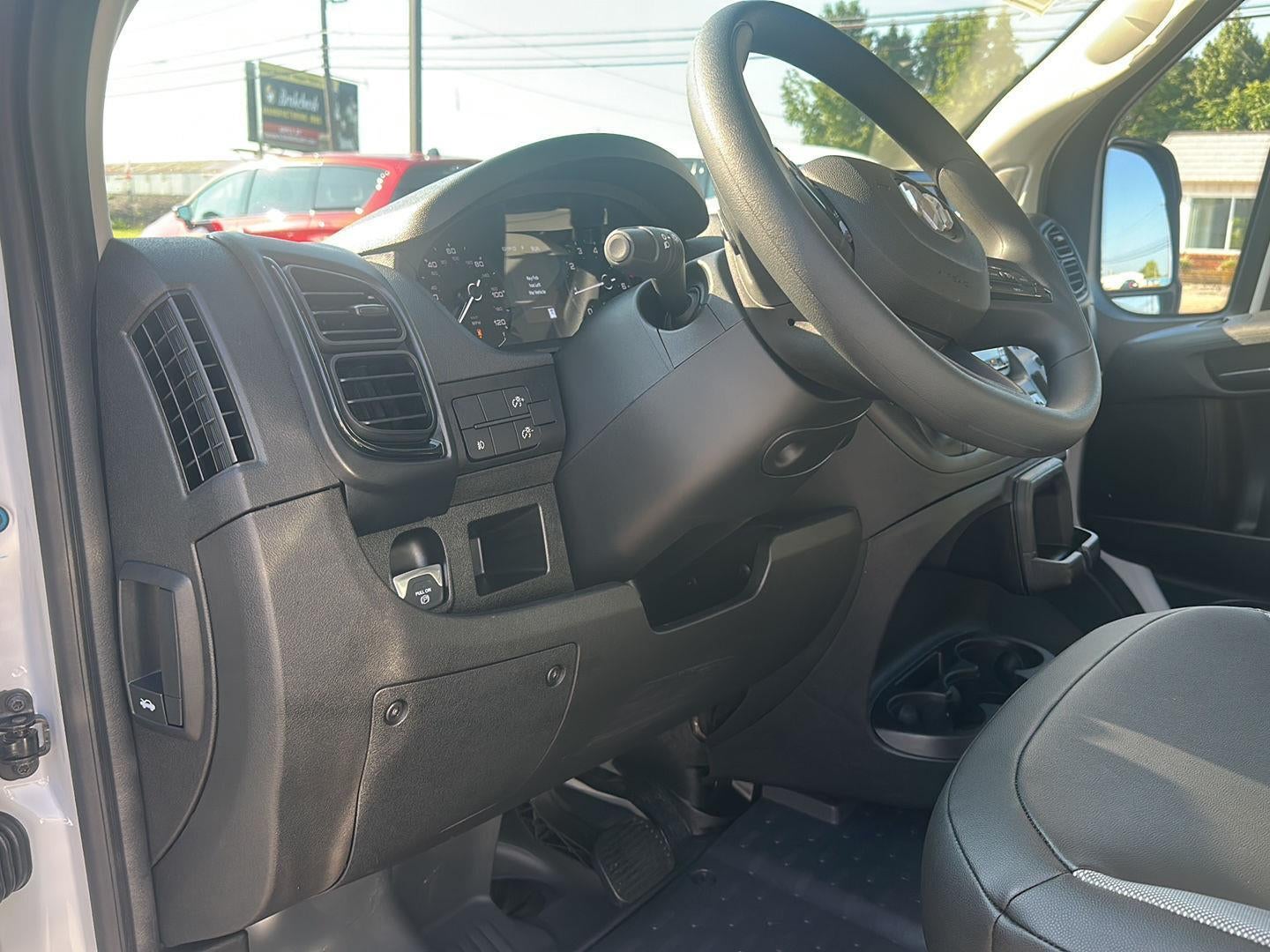 2025 RAM Promaster RAM PROMASTER 2500 TRADESMAN CARGO VAN LOW ROOF 136' WB