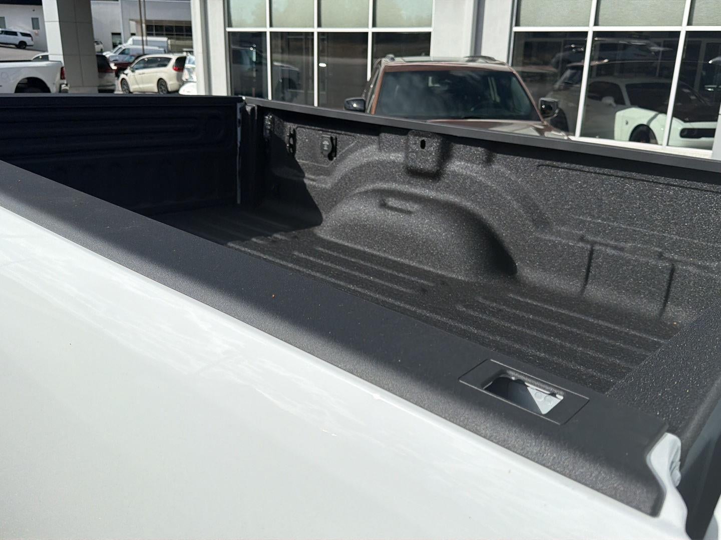 2027 RAM 2500 RAM 2500 TRADESMAN REGULAR CAB 4X4 8' BOX