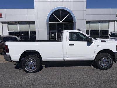 2027 RAM 2500 RAM 2500 TRADESMAN REGULAR CAB 4X4 8' BOX
