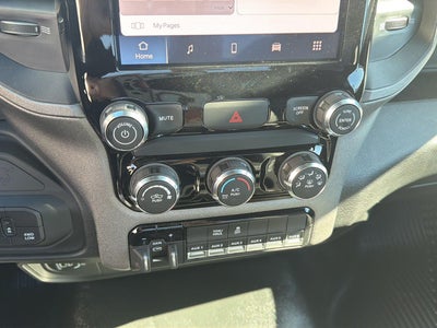 2027 RAM 2500 RAM 2500 TRADESMAN REGULAR CAB 4X4 8' BOX