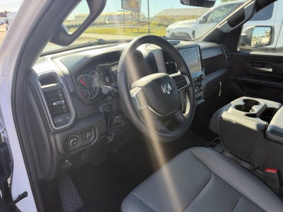2027 RAM 1500 RAM 1500 TRADESMAN CREW CAB 4X2 5'7' BOX