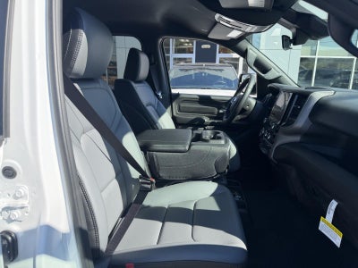 2027 RAM 1500 RAM 1500 TRADESMAN CREW CAB 4X2 5'7' BOX