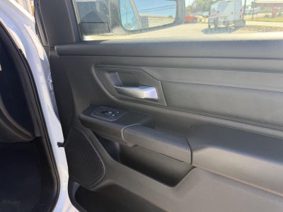2027 RAM 1500 RAM 1500 TRADESMAN CREW CAB 4X2 5'7' BOX