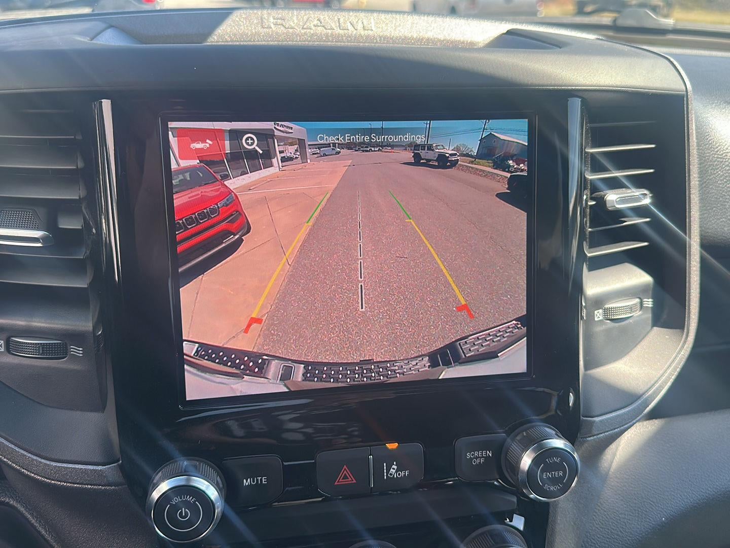 2026 RAM 1500 RAM 1500 TRADESMAN CREW CAB 4X2 5'7' BOX