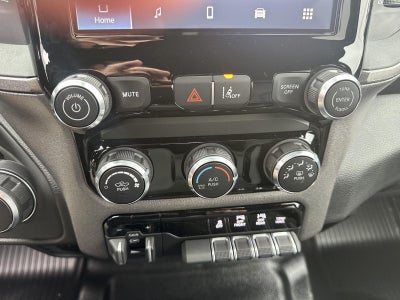 2026 RAM 1500 RAM 1500 TRADESMAN CREW CAB 4X4 5'7' BOX