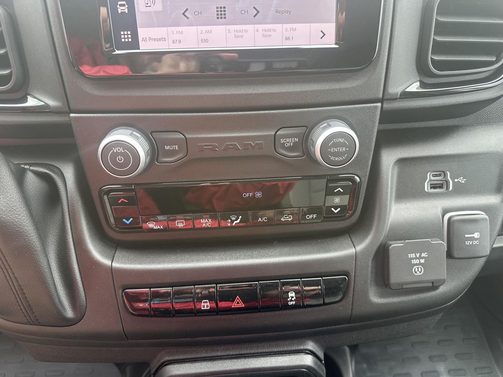 2026 RAM 1500 RAM 1500 TRADESMAN CREW CAB 4X4 5'7' BOX