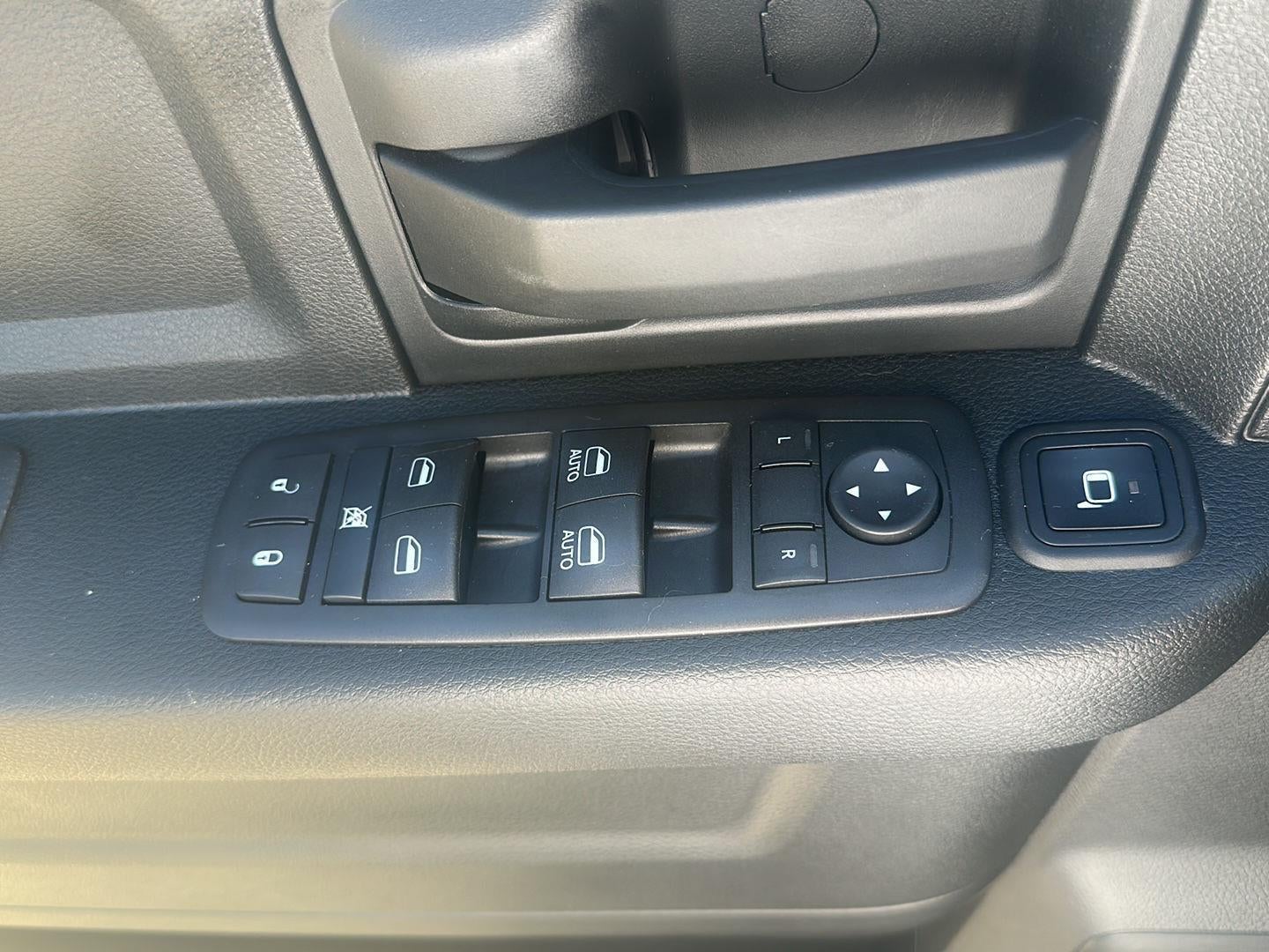 2024 RAM 2500 Tradesman Crew Cab 4x4 6'4' Box