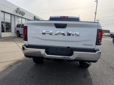 2027 RAM 2500 RAM 2500 TRADESMAN CREW CAB 4X4 6'4' BOX