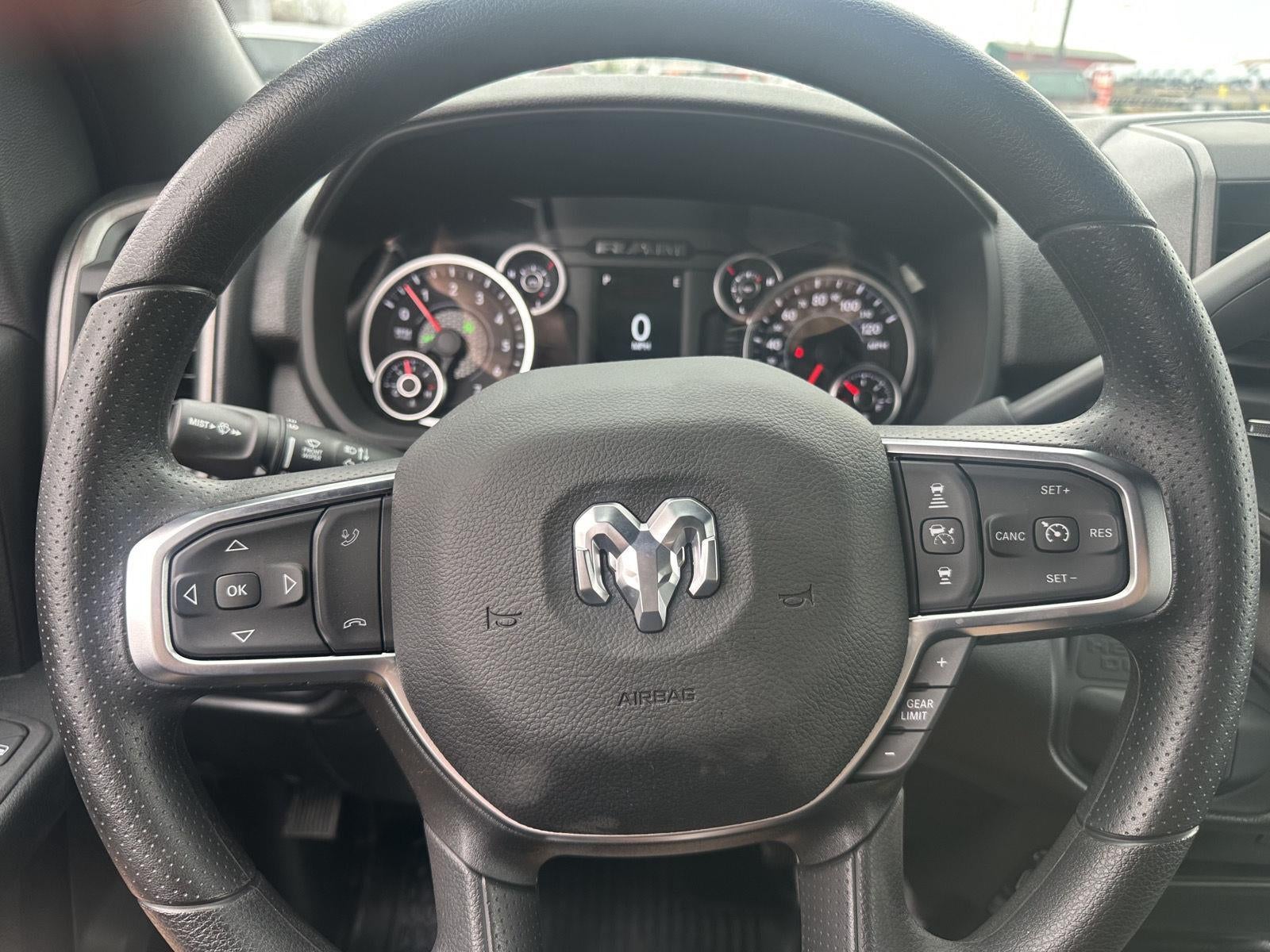 2026 RAM 2500 RAM 2500 TRADESMAN CREW CAB 4X4 6'4' BOX