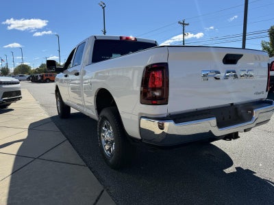 2027 RAM 2500 RAM 2500 TRADESMAN CREW CAB 4X4 6'4' BOX
