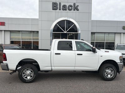 2027 RAM 2500 RAM 2500 TRADESMAN CREW CAB 4X4 6'4' BOX