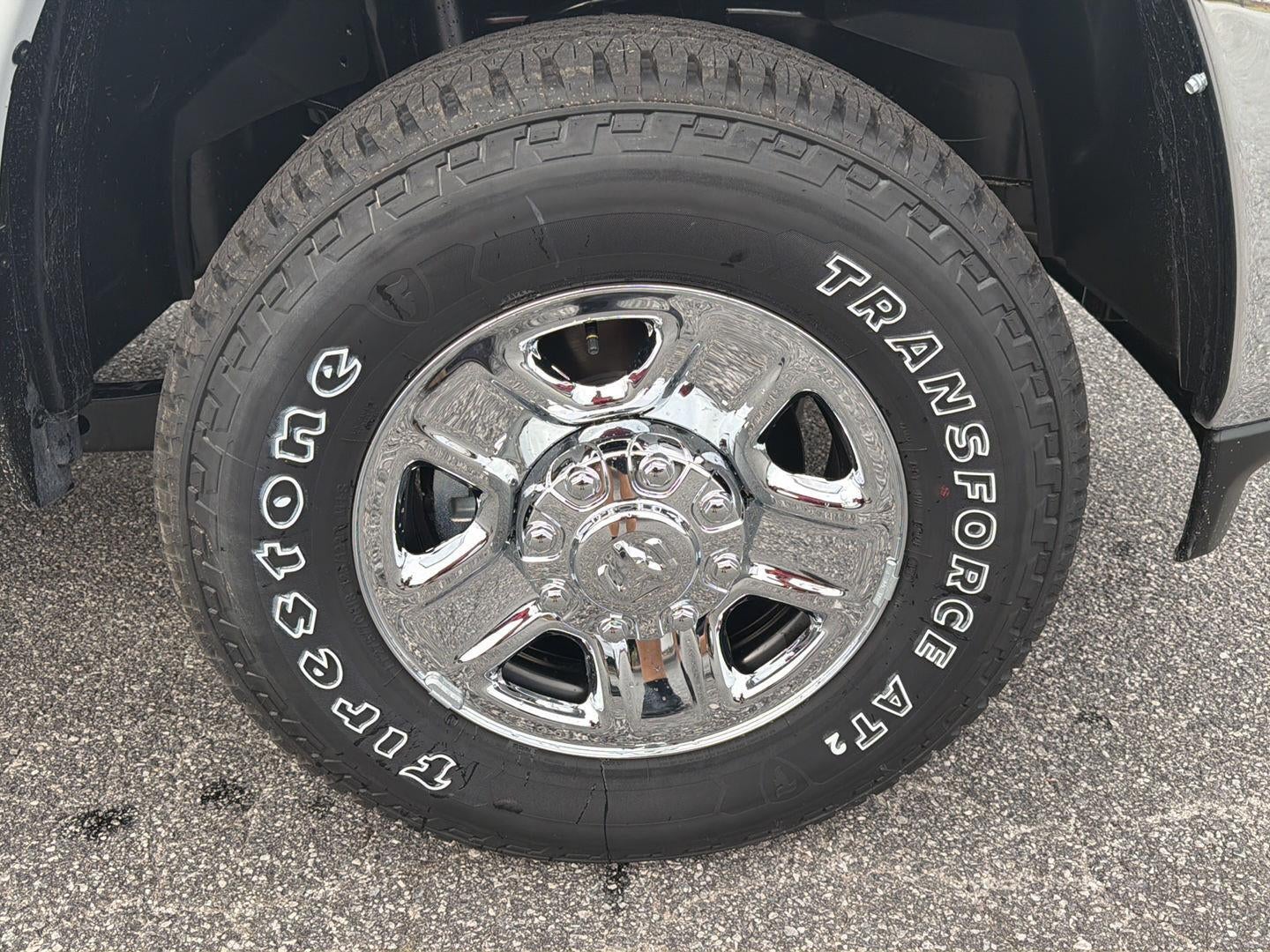 2027 RAM 2500 RAM 2500 TRADESMAN CREW CAB 4X4 6'4' BOX