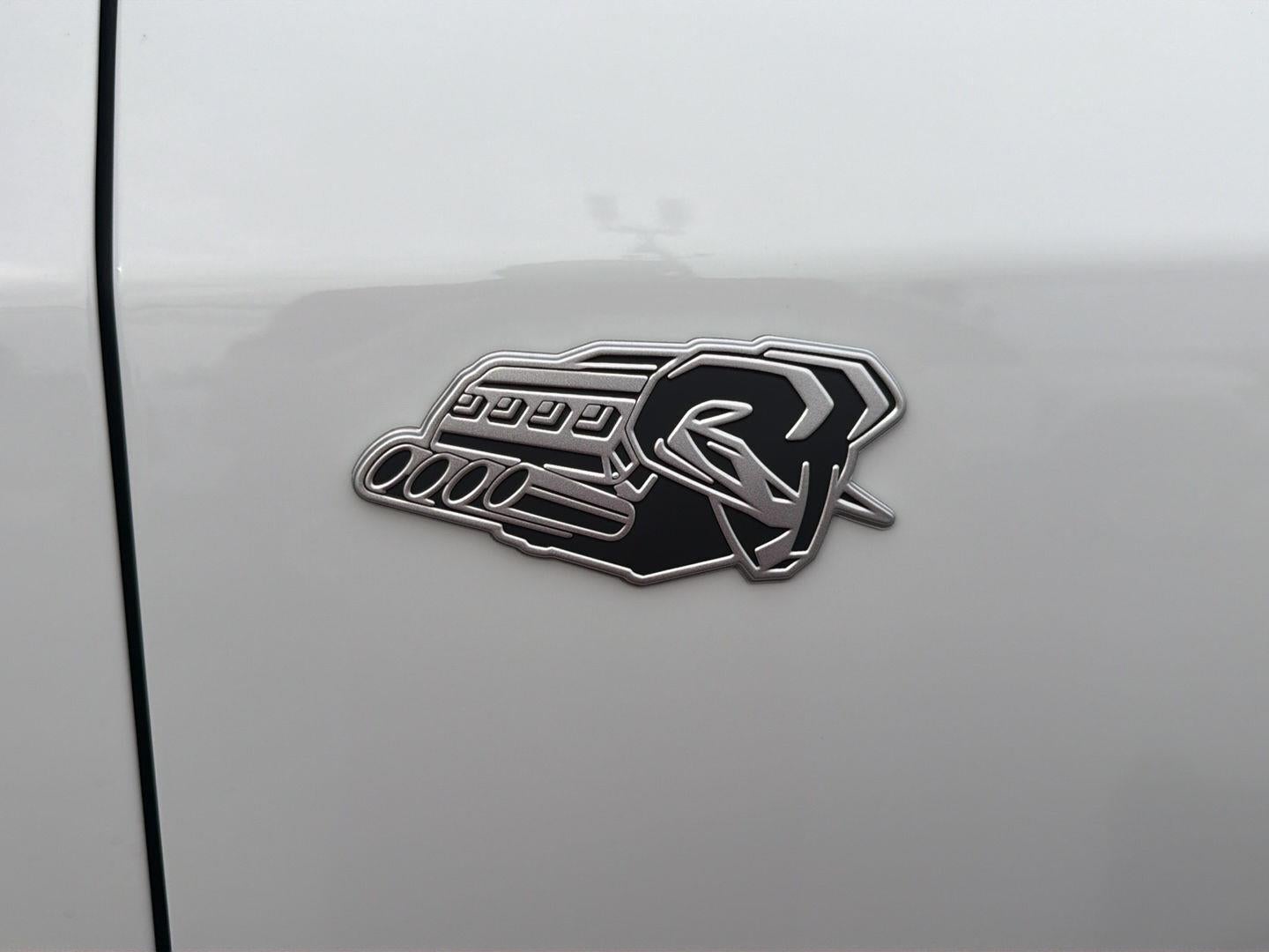 2027 RAM 2500 RAM 2500 TRADESMAN CREW CAB 4X4 6'4' BOX