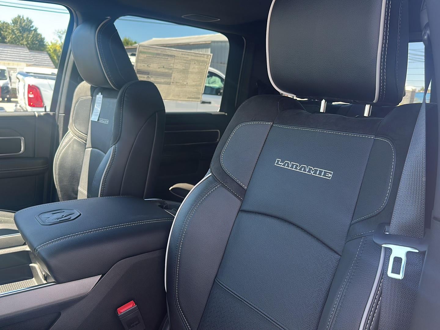 2026 RAM 2500 RAM 2500 LARAMIE CREW CAB 4X4 6'4' BOX