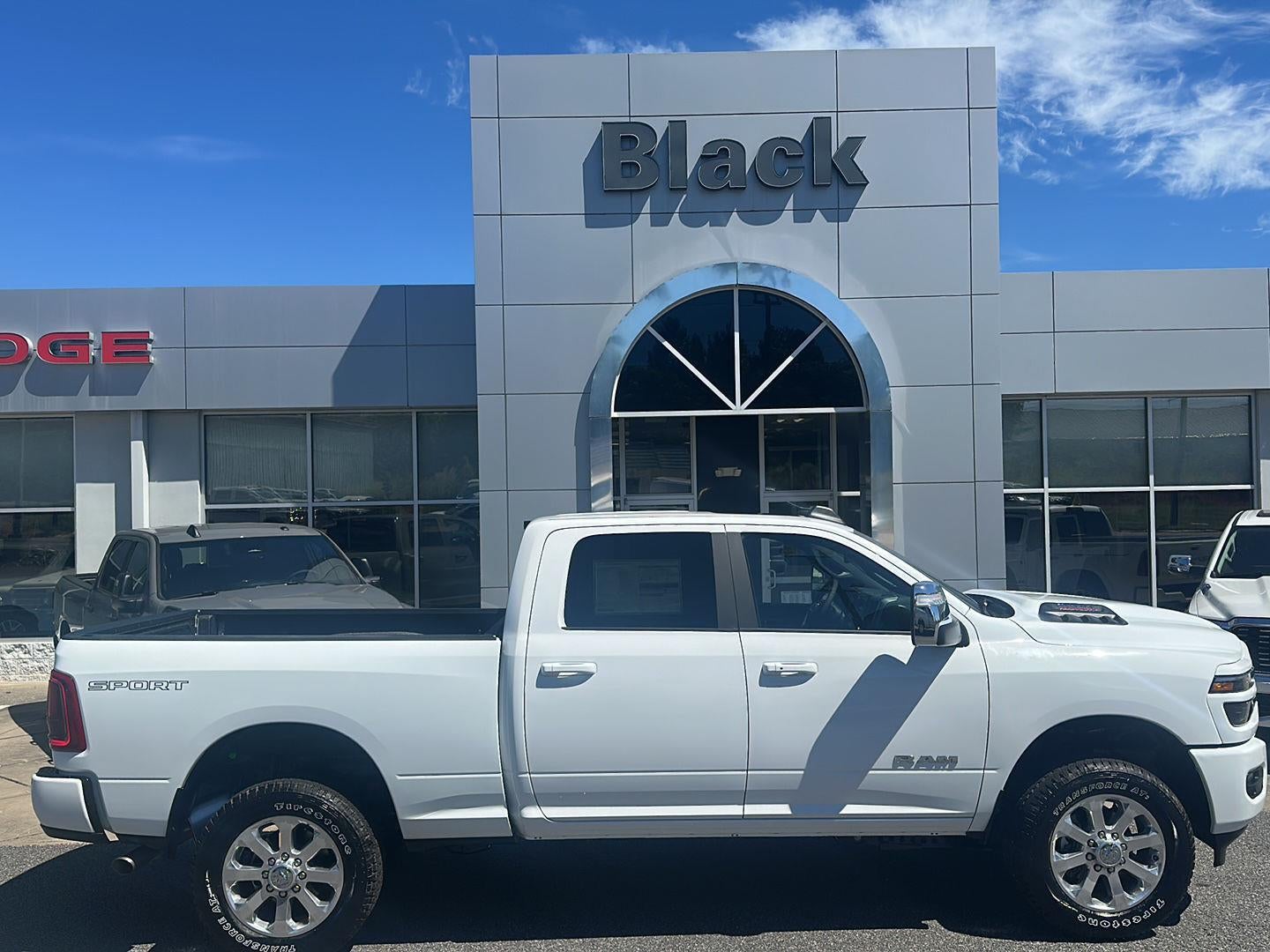 2026 RAM 2500 RAM 2500 LARAMIE CREW CAB 4X4 6'4' BOX