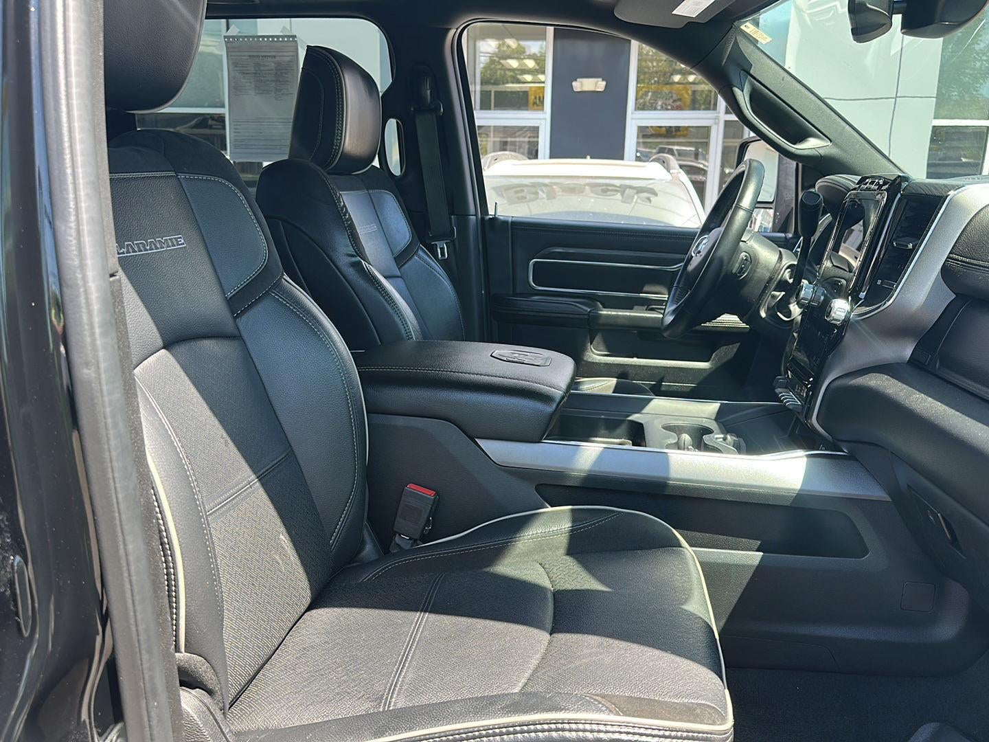 2024 RAM 2500 Laramie Crew Cab 4x4 6'4' Box