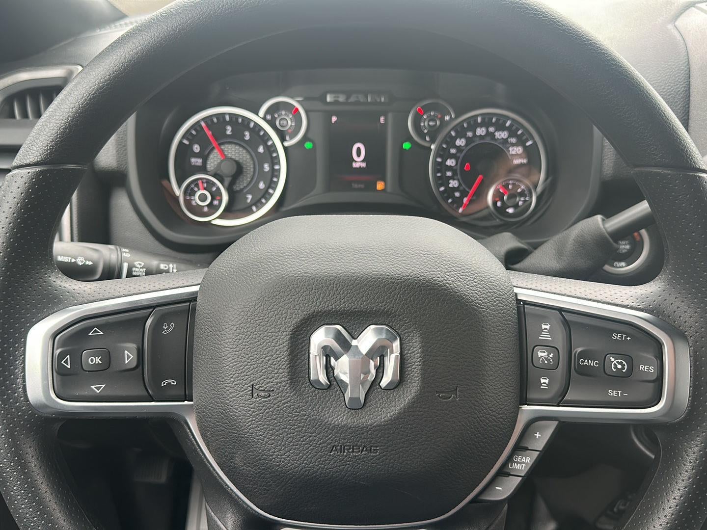 2026 RAM 2500 RAM 2500 TRADESMAN CREW CAB 4X4 8' BOX