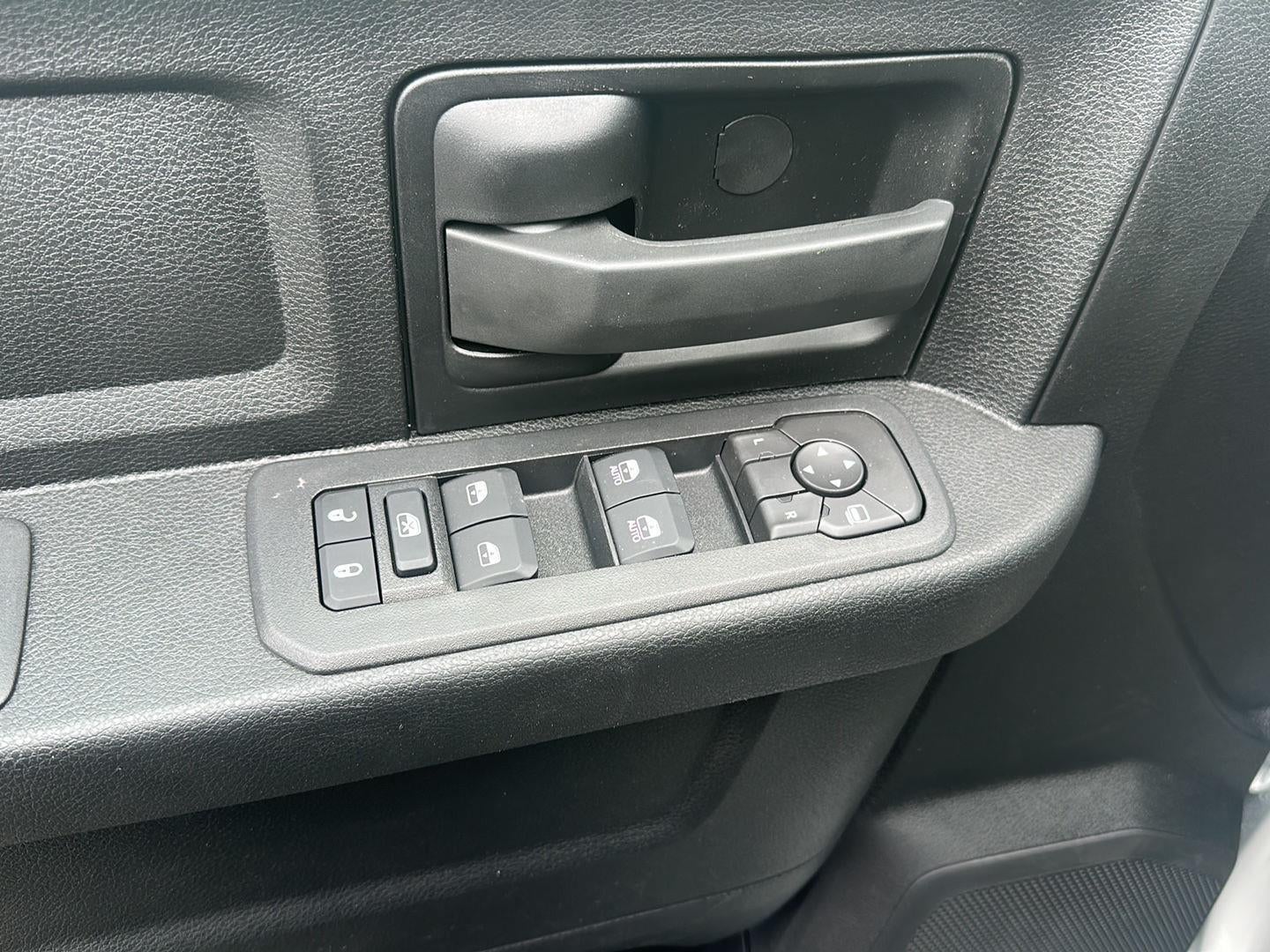 2026 RAM 2500 RAM 2500 TRADESMAN CREW CAB 4X4 8' BOX