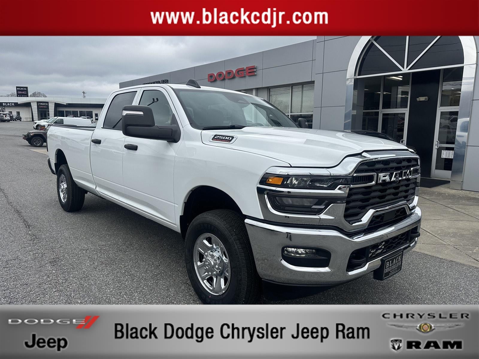 2026 RAM 2500 RAM 2500 TRADESMAN CREW CAB 4X4 8' BOX