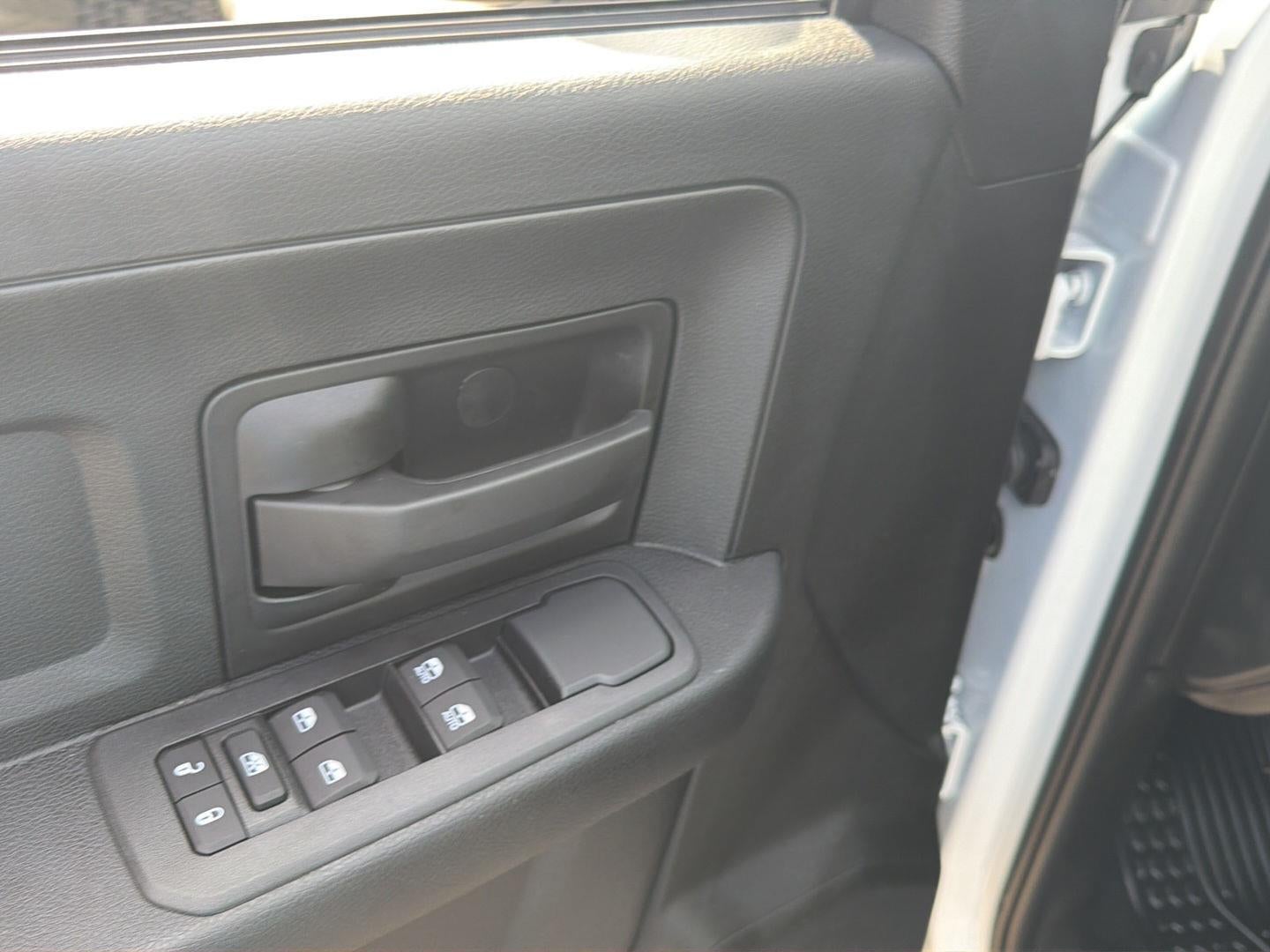 2026 RAM 2500 RAM 2500 TRADESMAN CREW CAB 4X4 8' BOX
