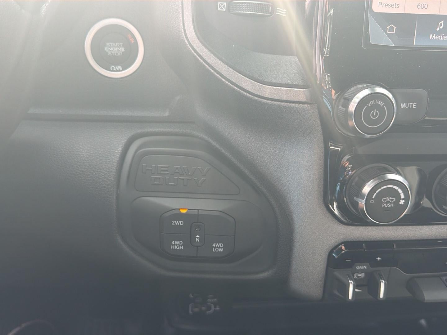 2026 RAM 2500 RAM 2500 TRADESMAN CREW CAB 4X4 8' BOX