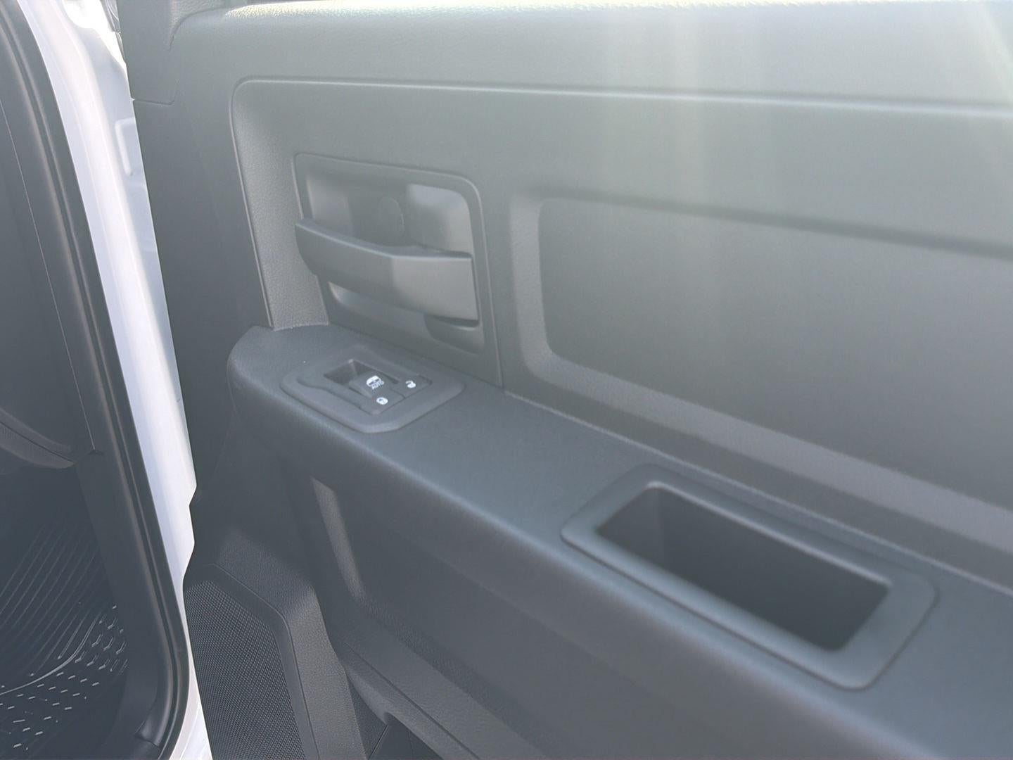 2026 RAM 2500 RAM 2500 TRADESMAN CREW CAB 4X4 8' BOX