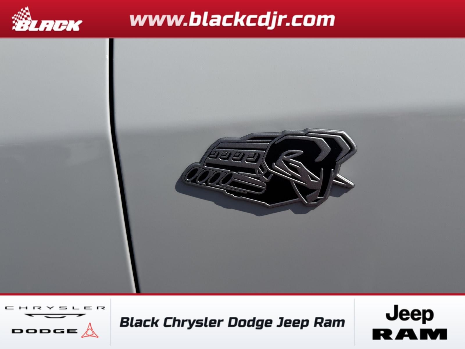2027 RAM 2500 RAM 2500 TRADESMAN CREW CAB 4X4 8' BOX