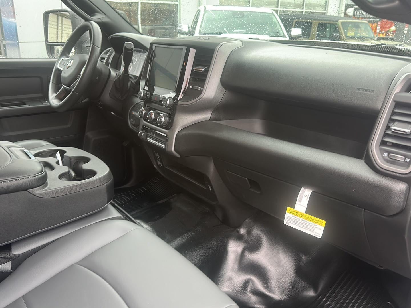 2026 RAM 2500 RAM 2500 TRADESMAN CREW CAB 4X4 8' BOX