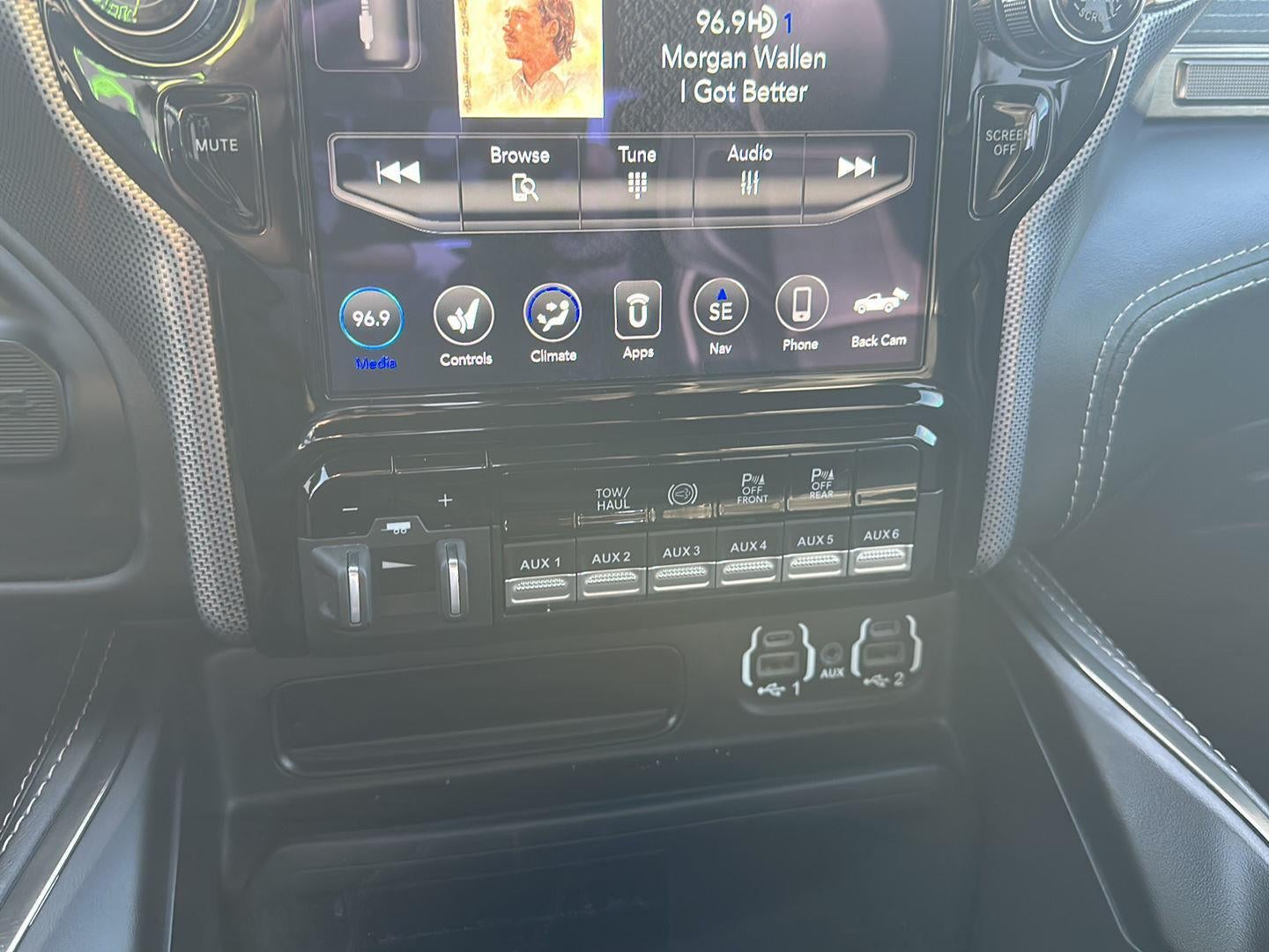 2020 RAM 2500 Limited Crew Cab 4X4 6'4' Box