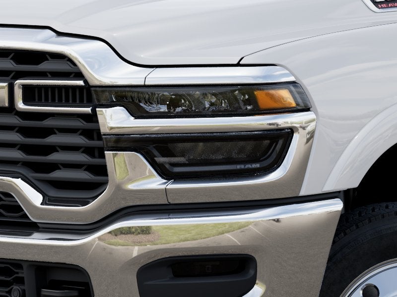 2027 RAM 5500 RAM 5500 BIG HORN CHASSIS CREW CAB 4X4 60' CA