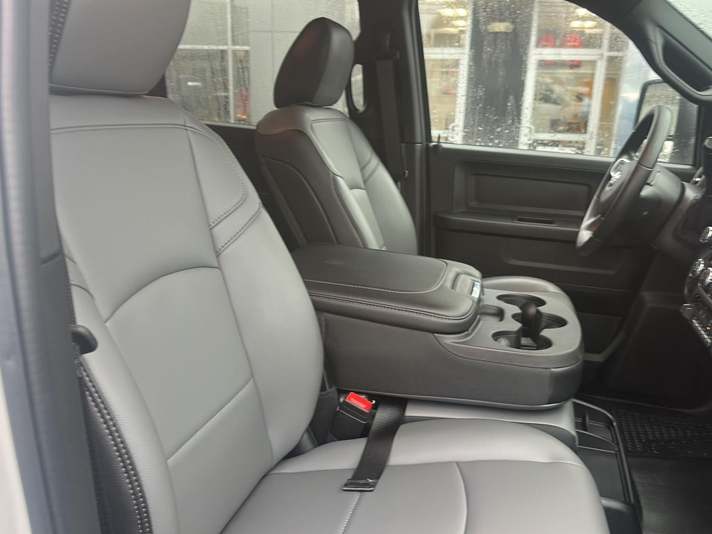 2026 RAM 3500 RAM 3500 TRADESMAN CREW CAB CHASSIS 4X4 60' CA