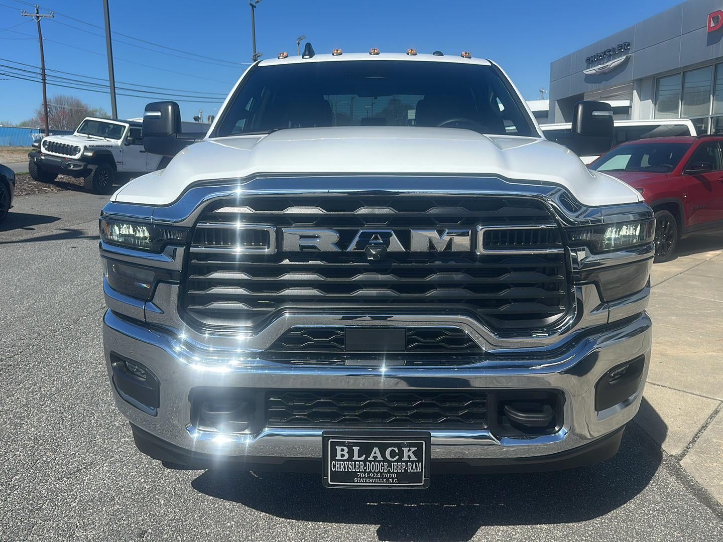 2026 RAM 3500 RAM 3500 TRADESMAN CREW CAB CHASSIS 4X4 60' CA