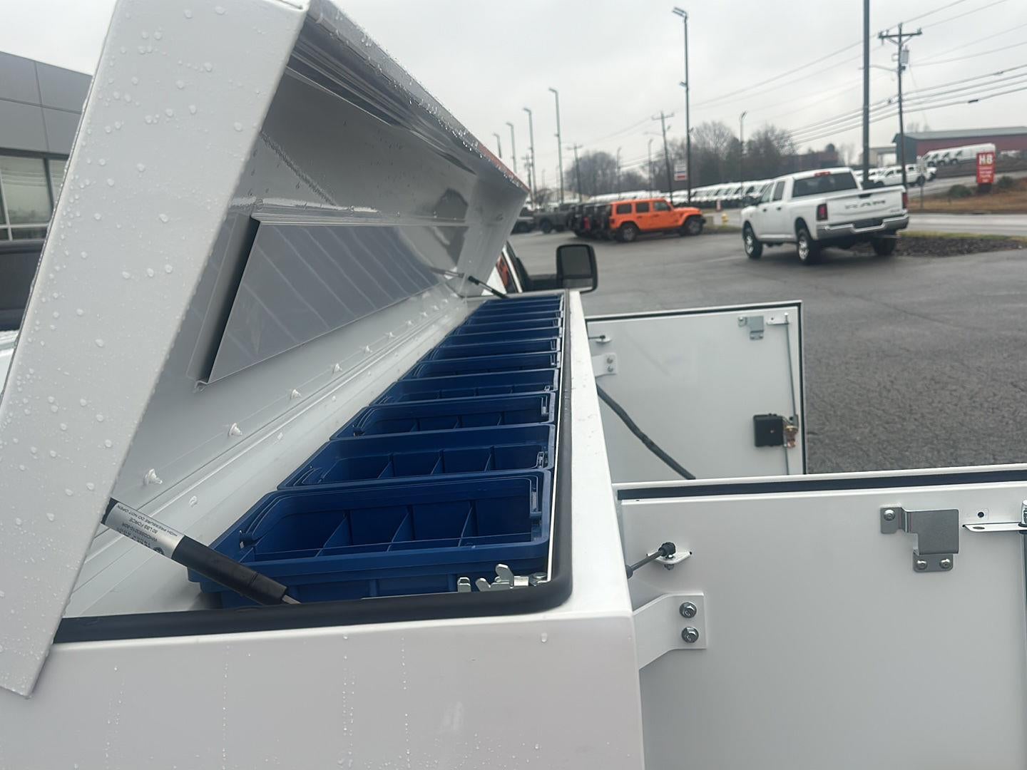 2026 RAM 3500 RAM 3500 TRADESMAN CREW CAB CHASSIS 4X4 60' CA