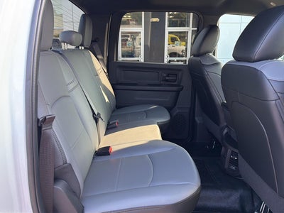 2027 RAM 3500 RAM 3500 TRADESMAN CREW CAB CHASSIS 4X4 60' CA