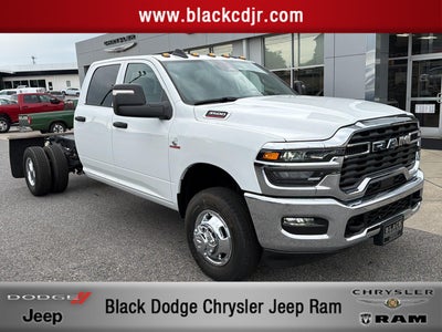 2026 DODGE TRUCK 3500 RAM 3500 TRADESMAN CREW CAB CHASSIS 4X4 60' CA