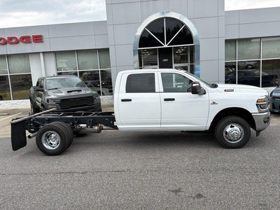 2026 DODGE TRUCK 3500 RAM 3500 TRADESMAN CREW CAB CHASSIS 4X4 60' CA