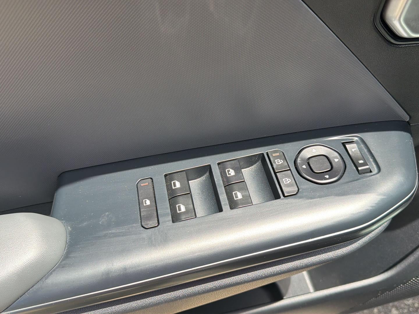 2025 Kia K4 LX/LXS LXS